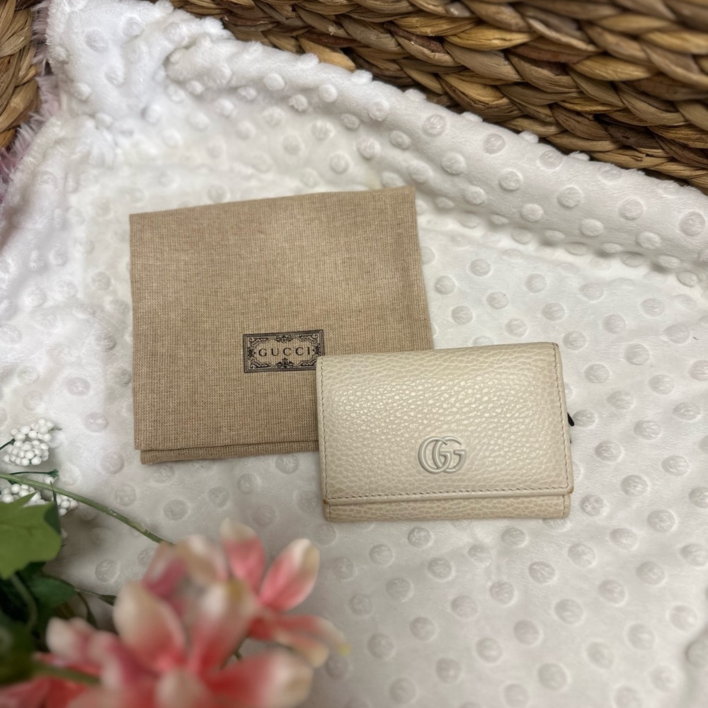 Authentic GUCCI GG Marmont Leather Trifold Wallet